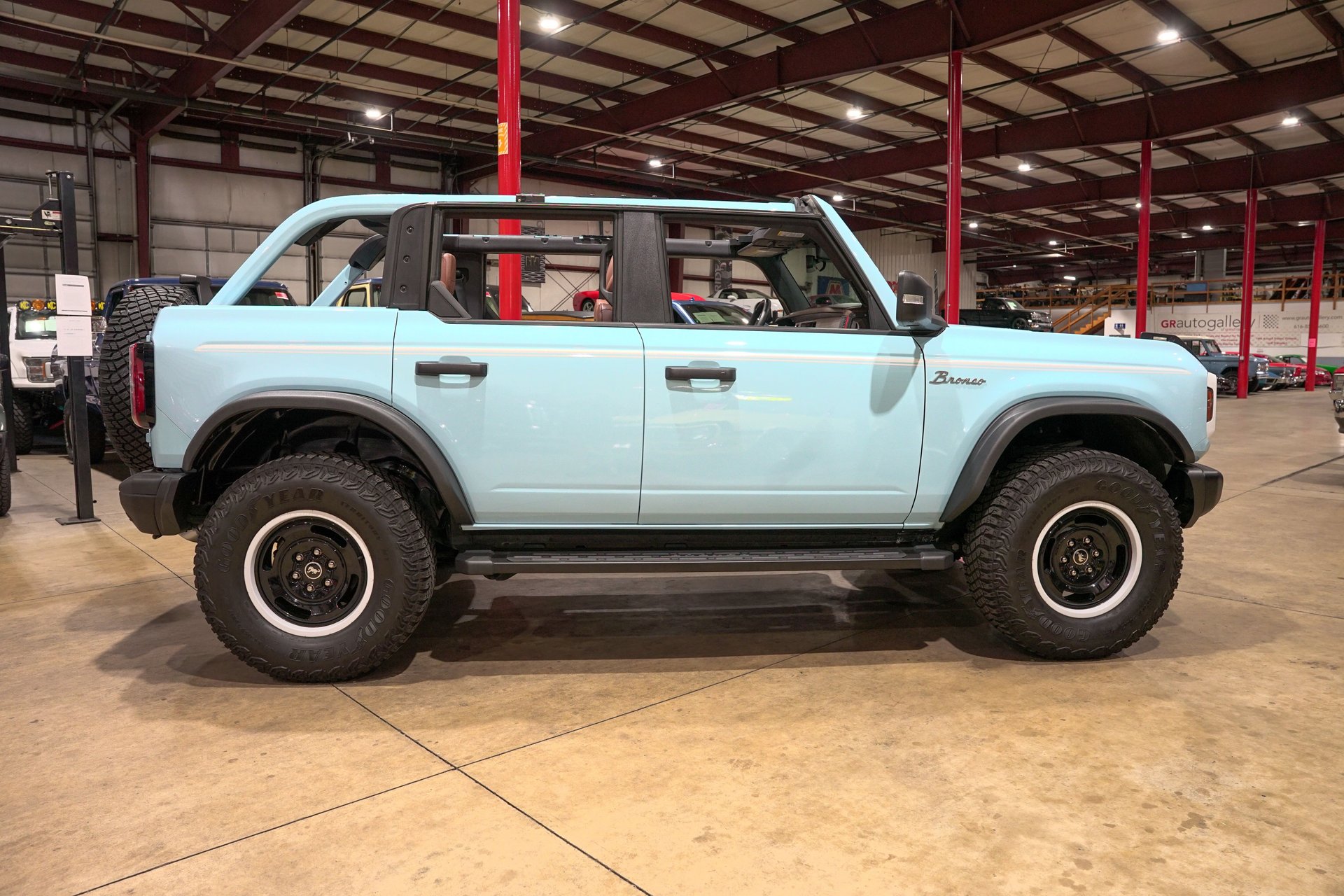2023 Ford Bronco - photo 5