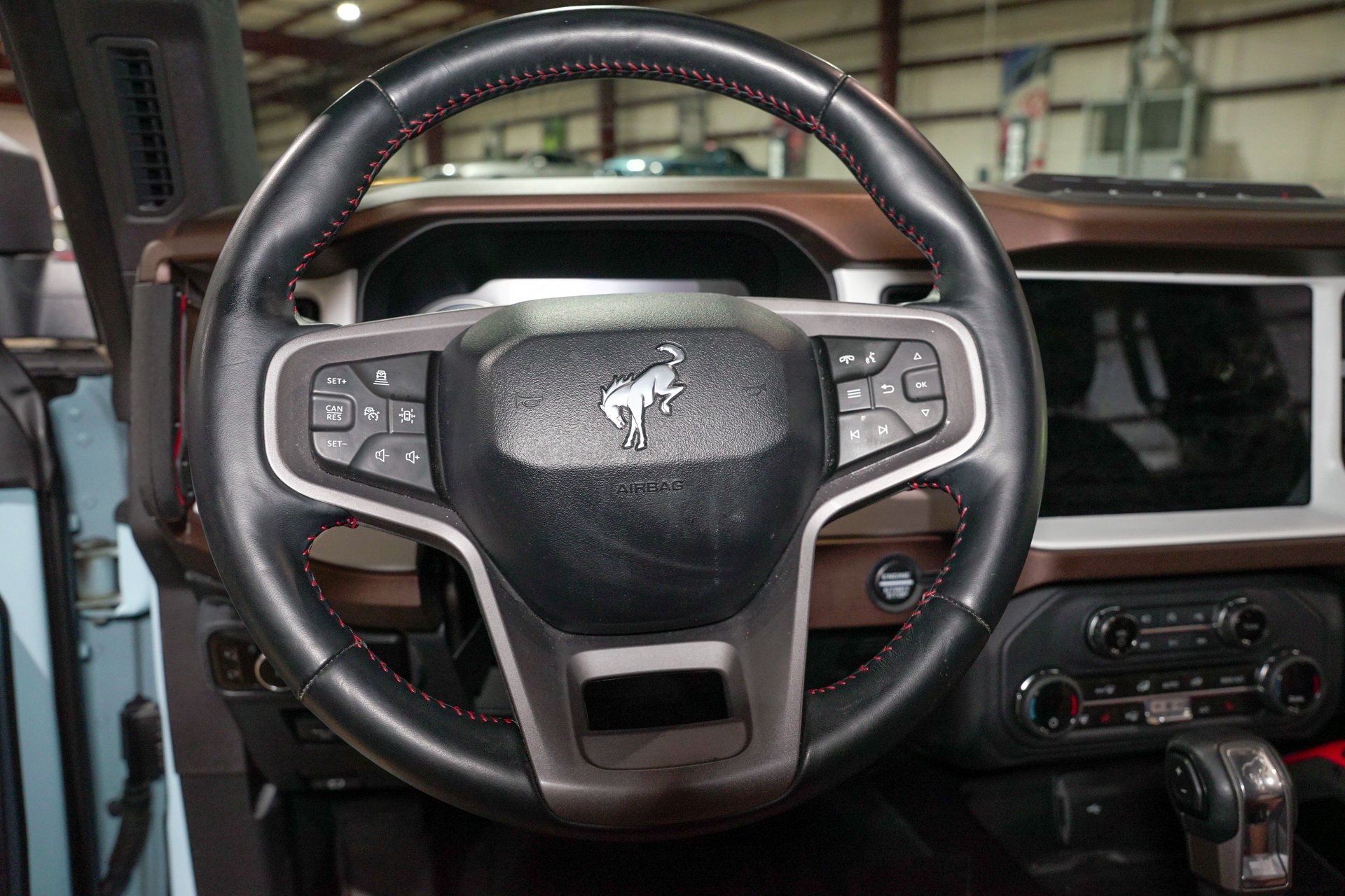 2023 Ford Bronco - photo 10