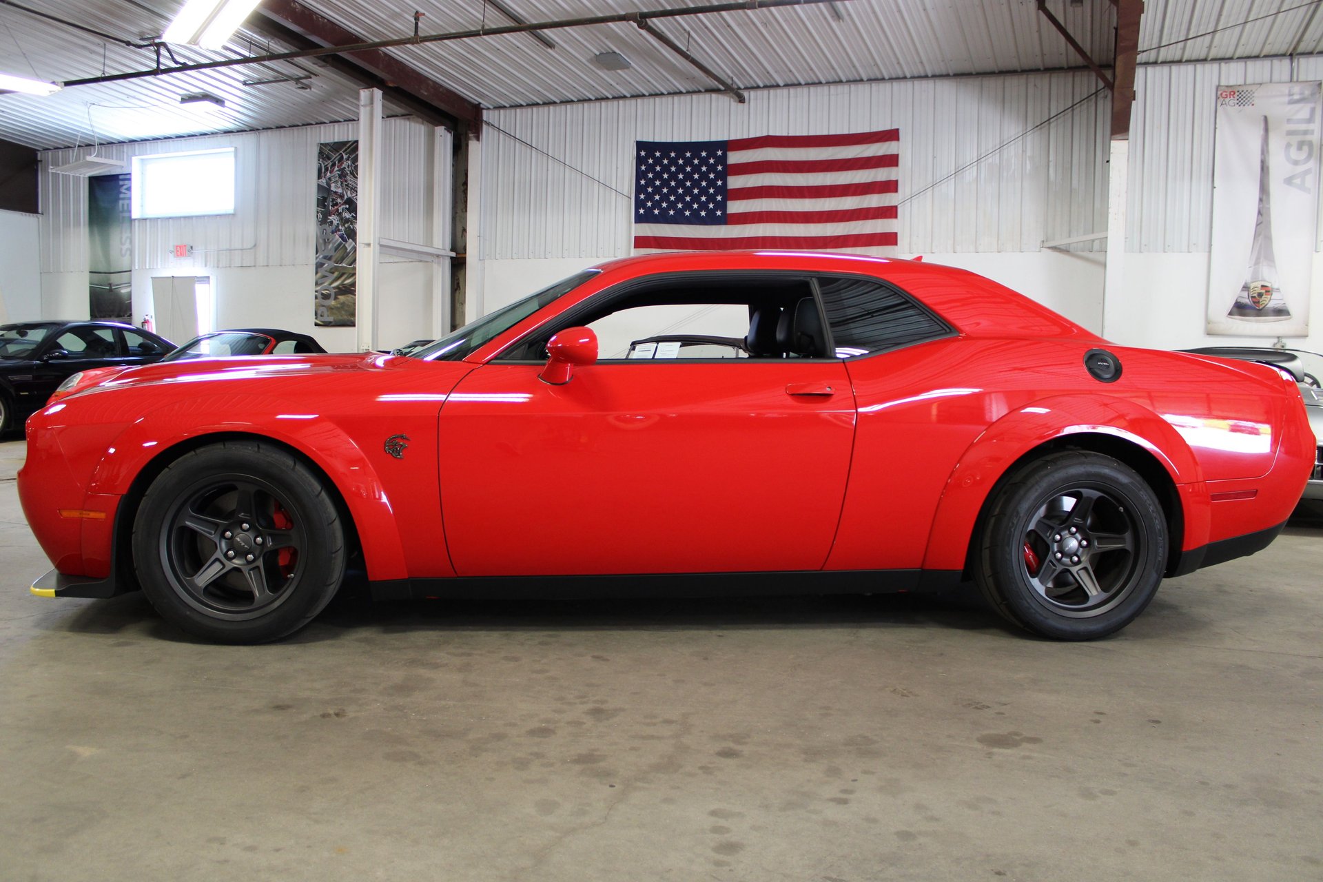 2022 Dodge Challenger - photo 2