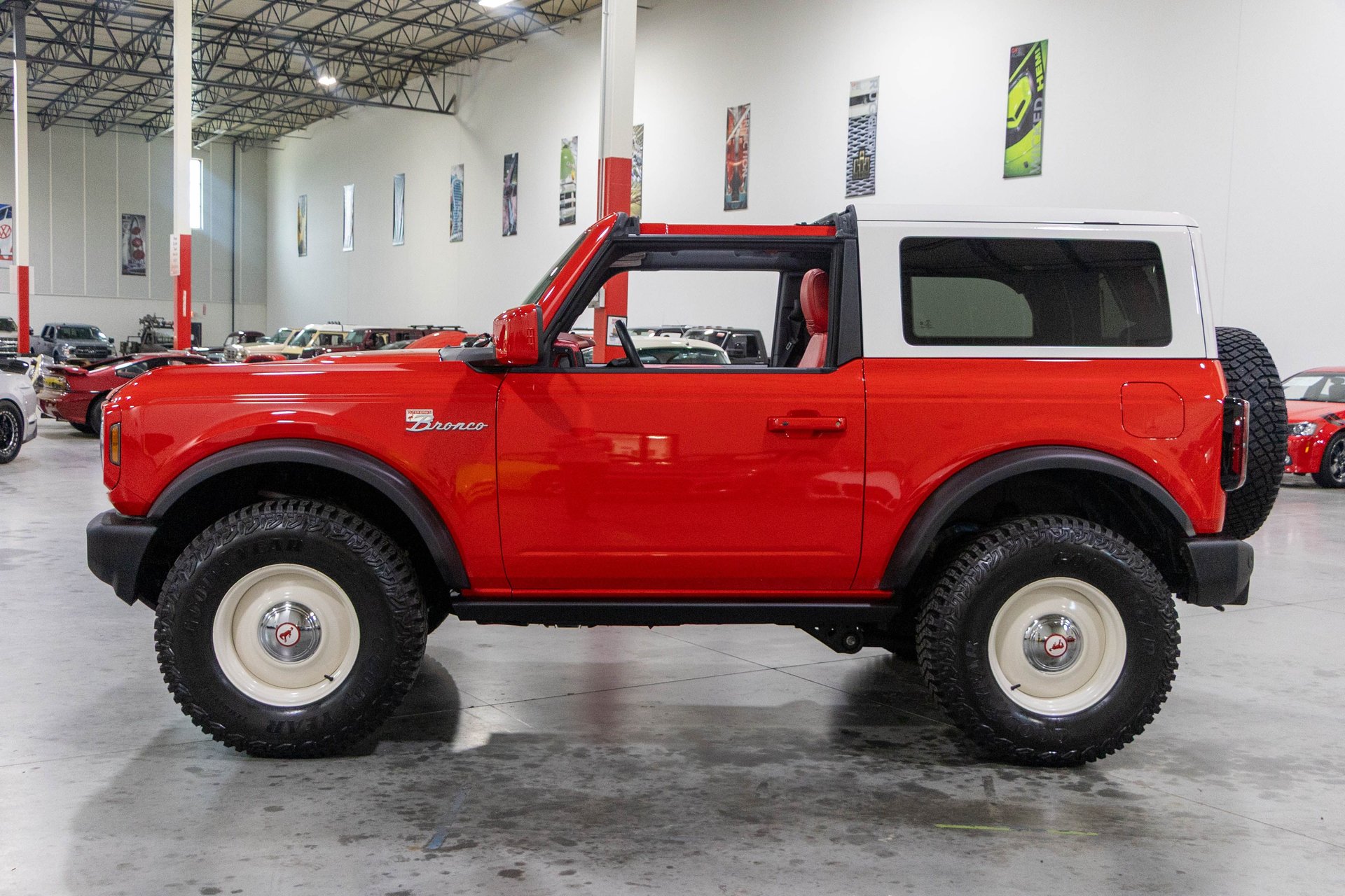 2022 Ford Bronco - photo 7