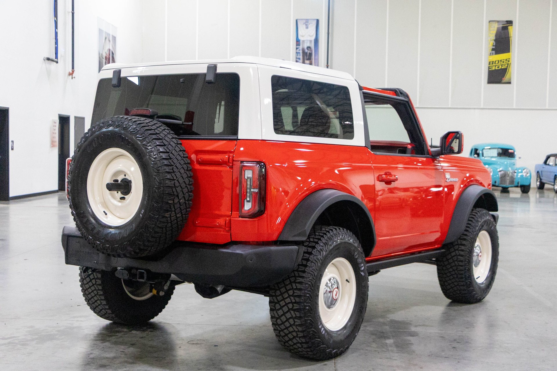 2022 Ford Bronco - photo 3
