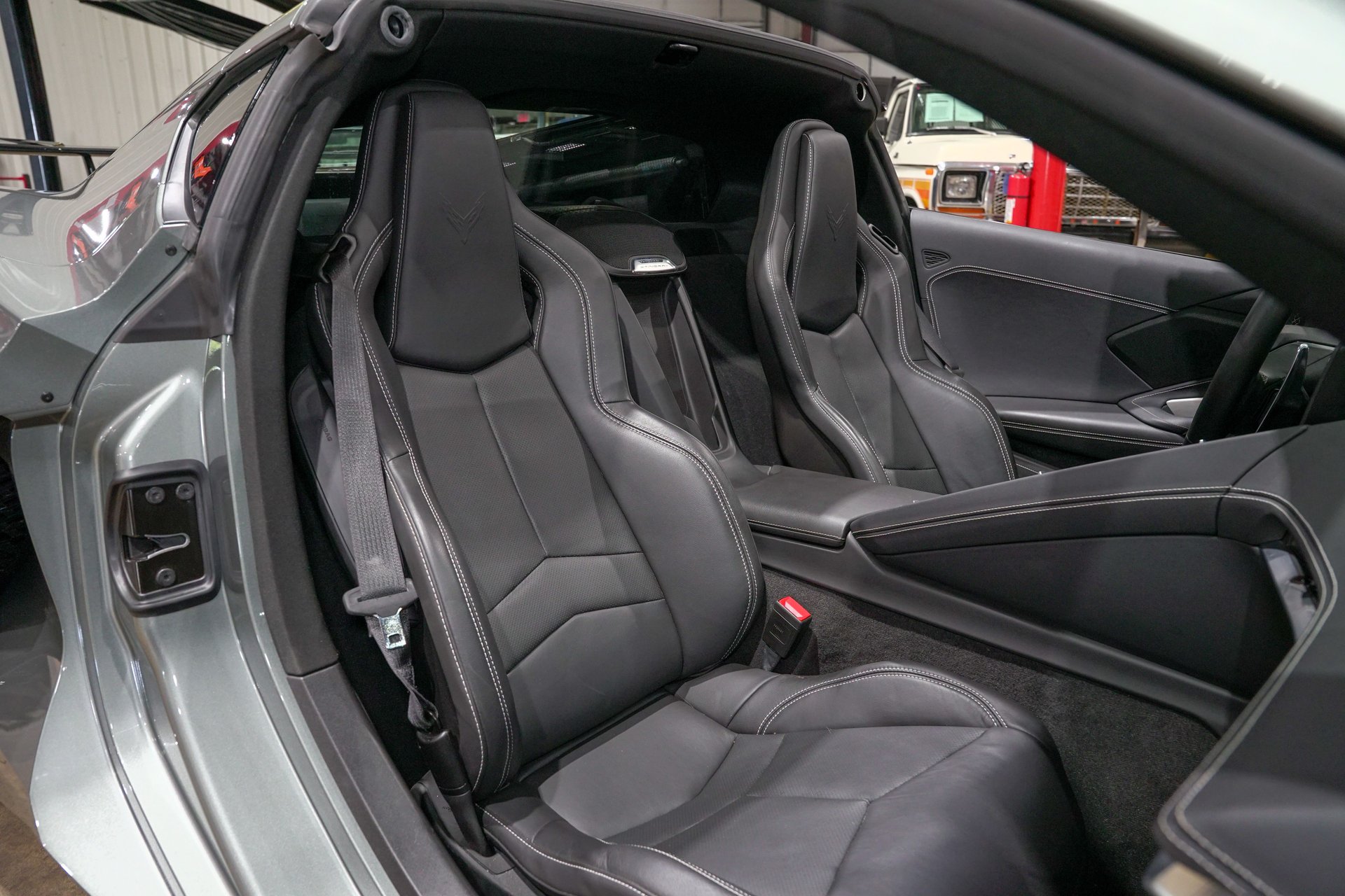 2022 Chevrolet Corvette - photo 9