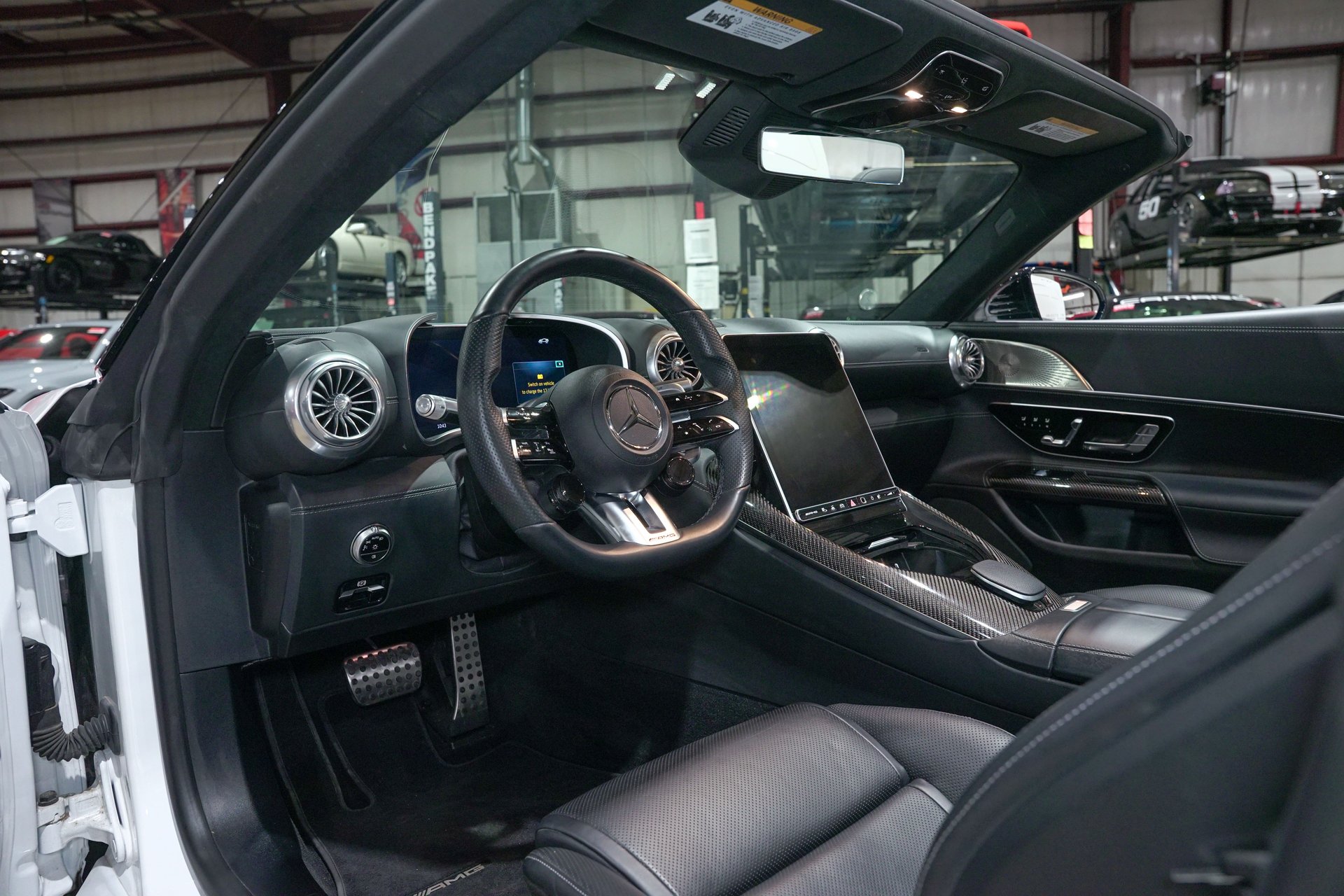 2022 Mercedes-Benz SL63 AMG - photo 11