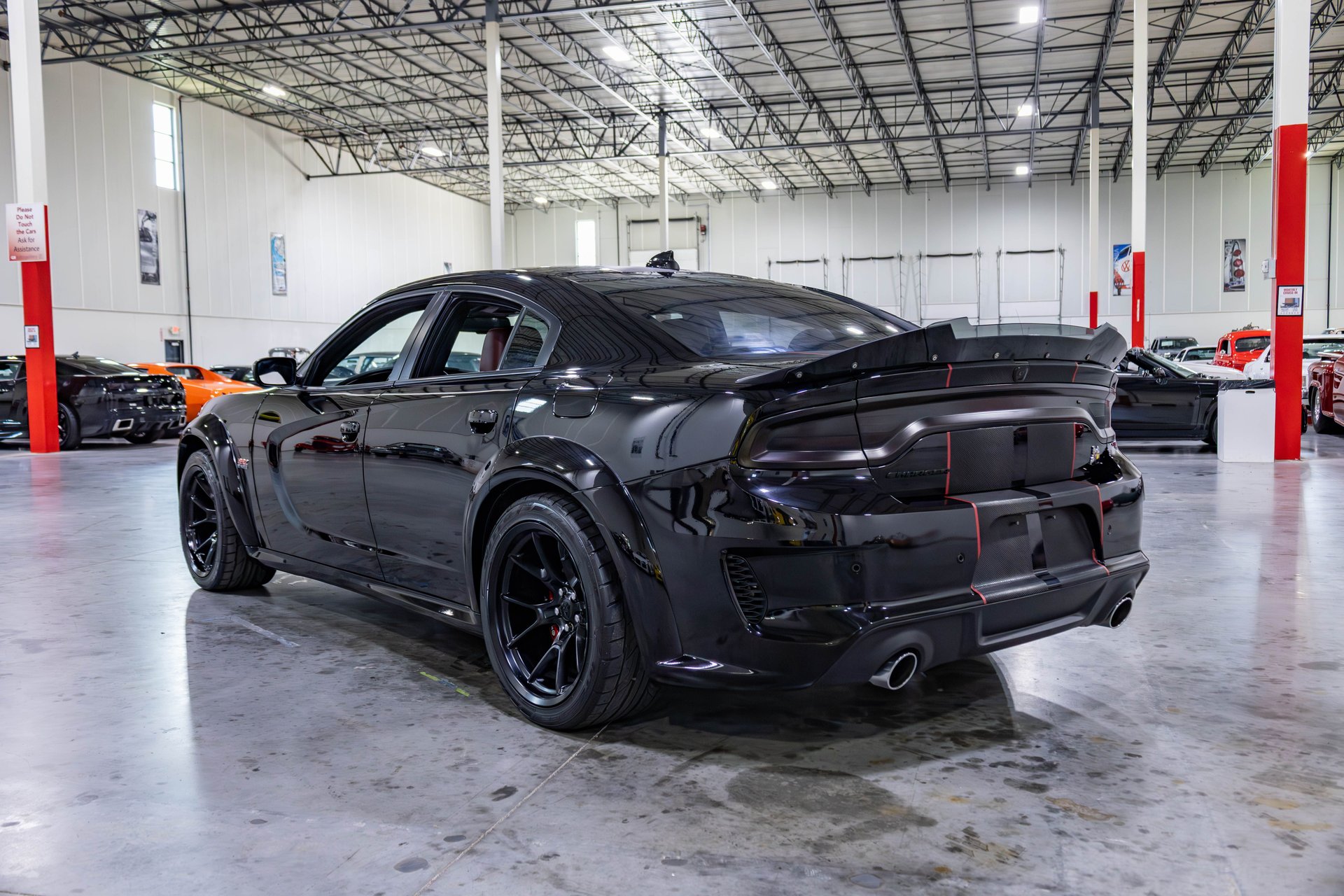 2020 Dodge Charger - photo 7