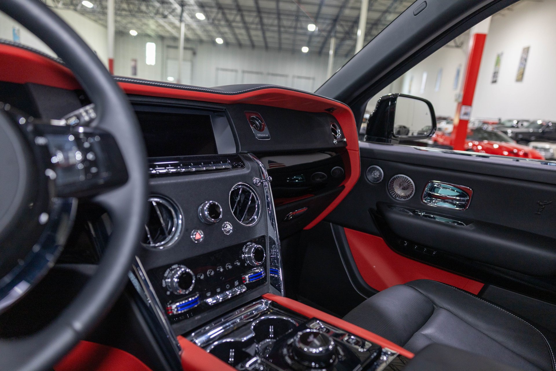 2020 Rolls-Royce Cullinan - photo 10