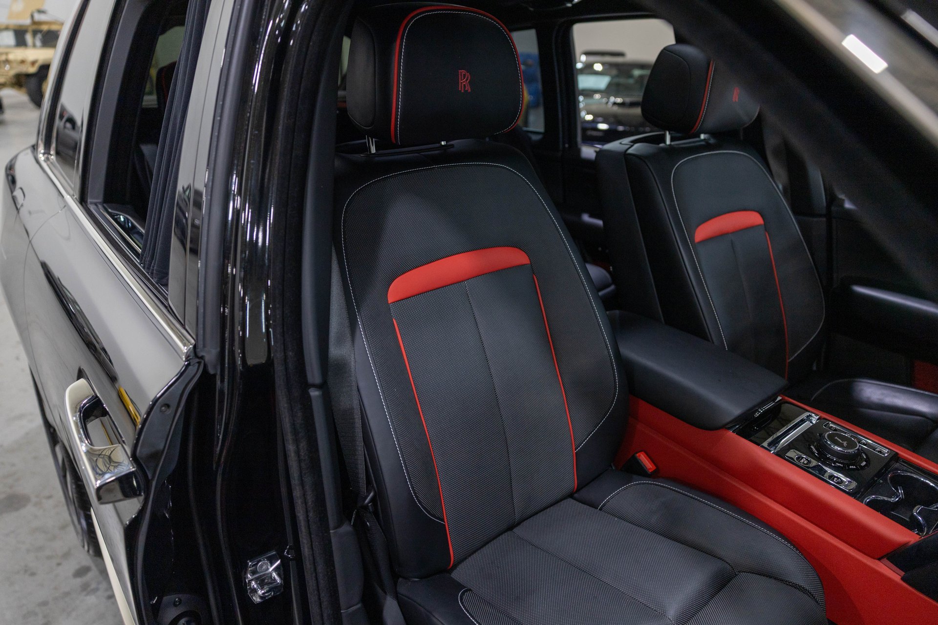 2020 Rolls-Royce Cullinan - photo 11