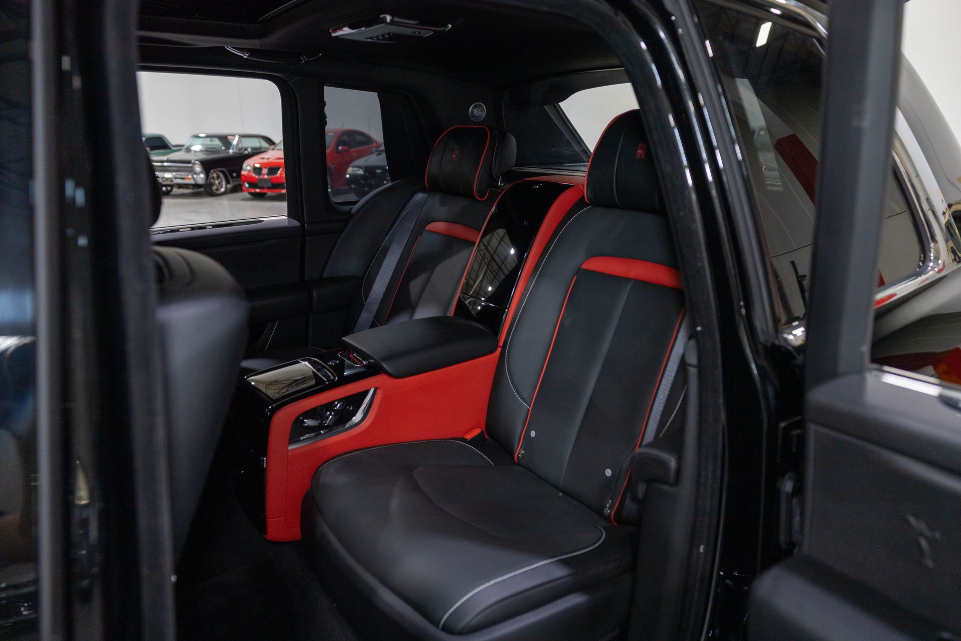 2020 Rolls-Royce Cullinan - photo 12