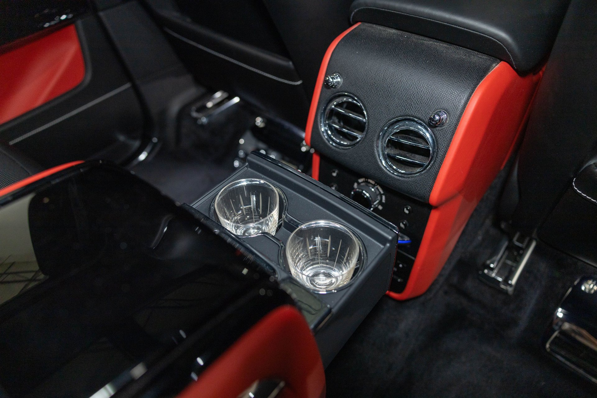 2020 Rolls-Royce Cullinan - photo 13