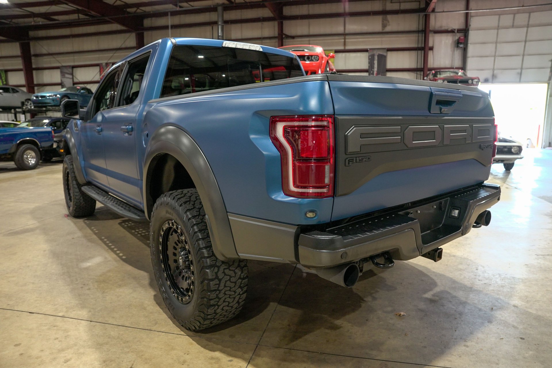 2019 Ford F150 - photo 2