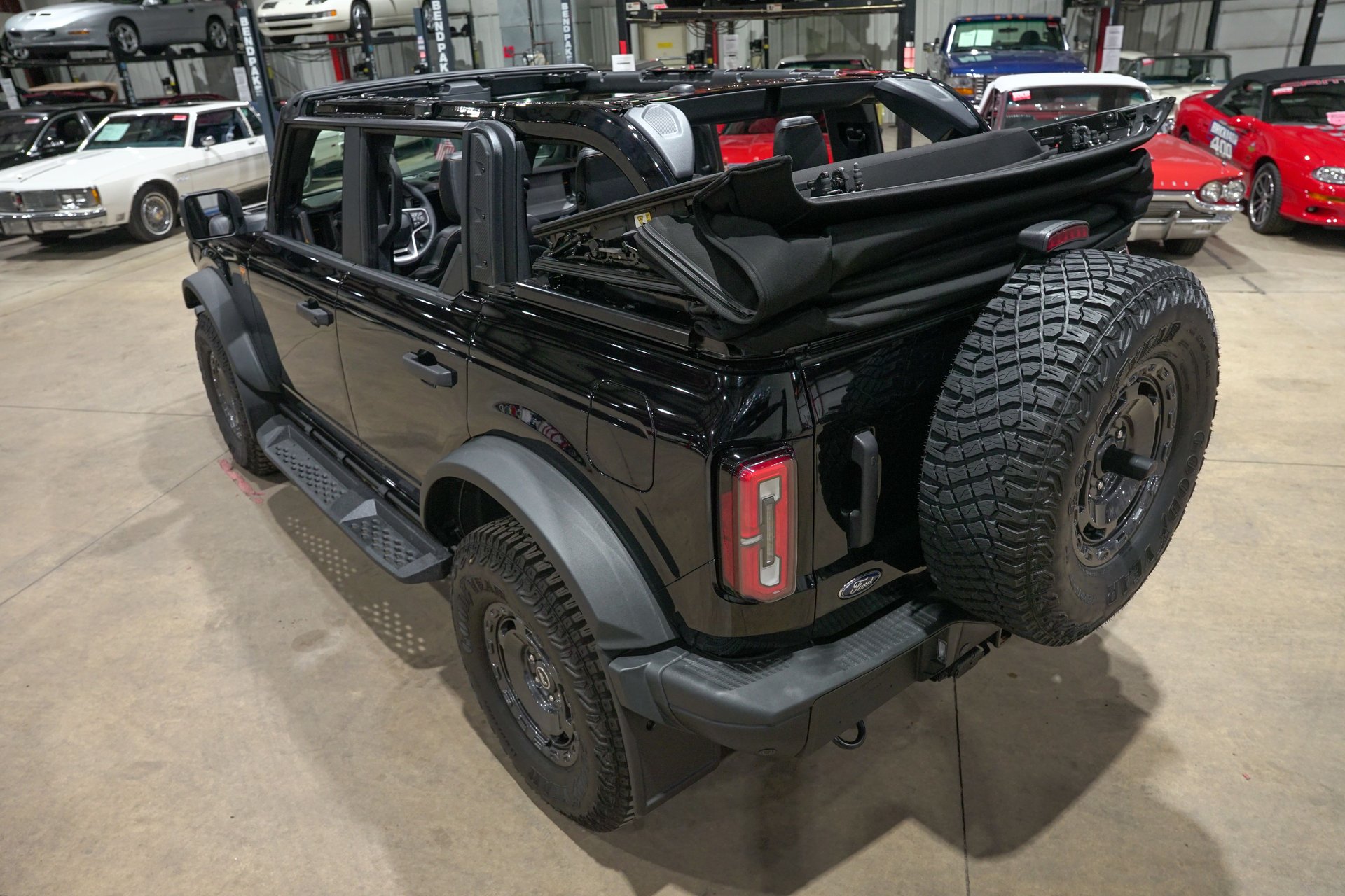 2024 Ford Bronco - photo 9
